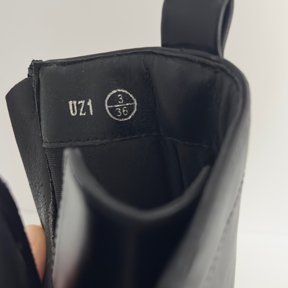 New! Black Platform Boots - Picture 5 of 7